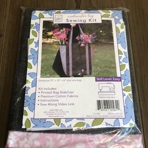 Weekender Sewing Kit - June Tailor
